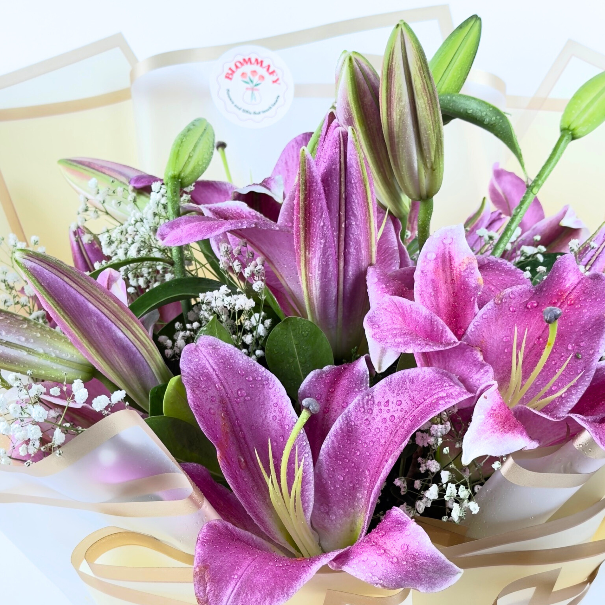 Royal Orchid Lily Elegance